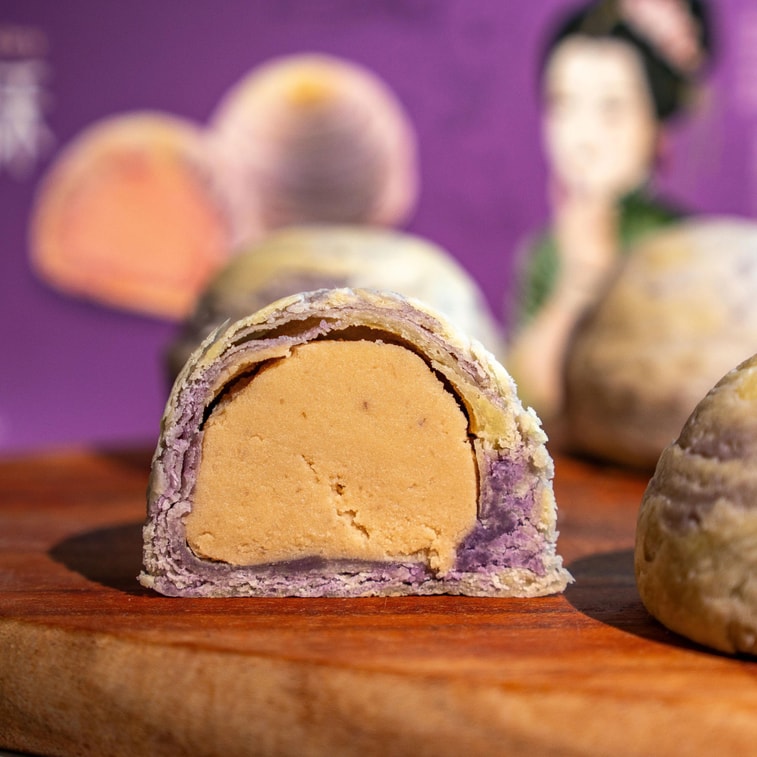 Emperor Love Monet's Garden Taro Pastry - 50g x 6 Pack