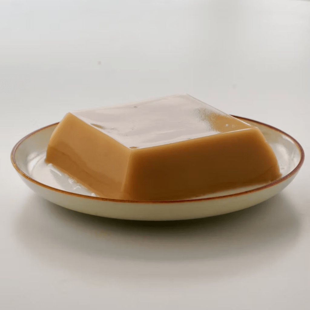 Peeled White Sesame Soy Milk Pudding (Halal) - 95g