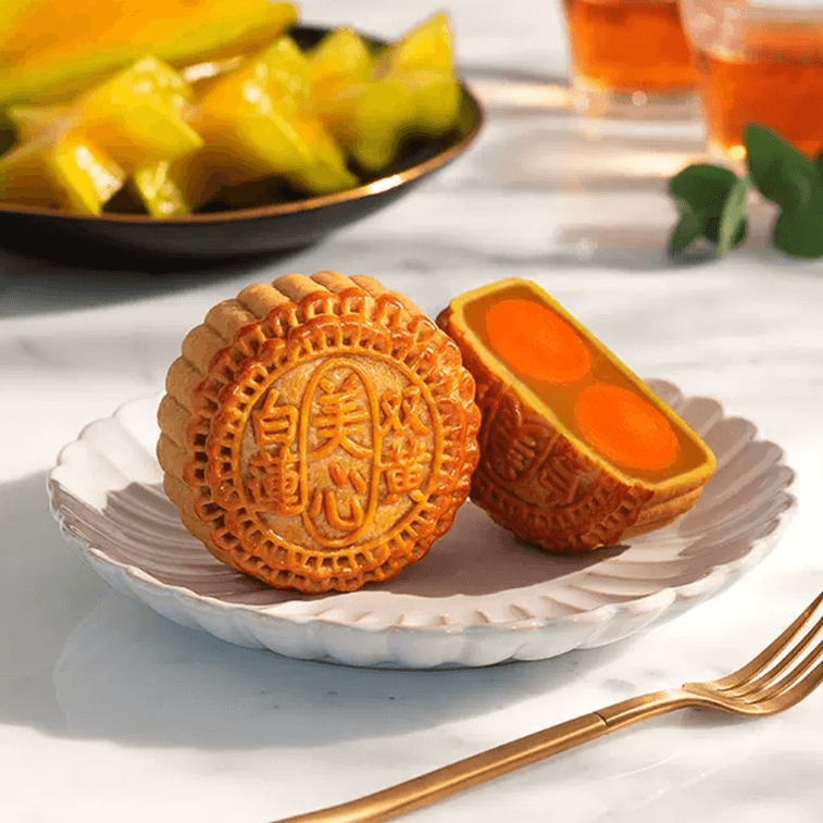 MX Double Egg Yolks White Lotus Seed Paste Mooncake - 185g x 4 pcs