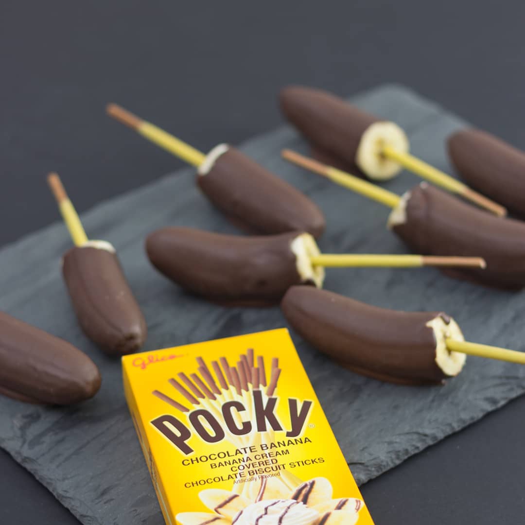 Glico Pocky Chocolate Banana Sticks - 70g