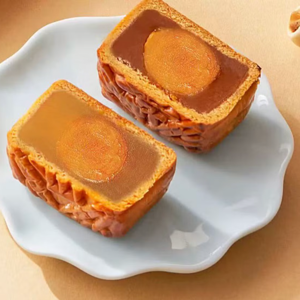 Kee Wah Mini White Lotus Seed Paste Mooncake with Yolk - 50g x 4 pcs