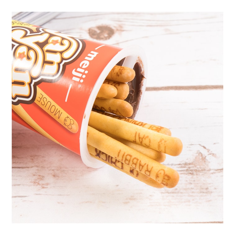 Meiji Yan Yan Chocolate Creme Cracker Stick With Dip - 57g