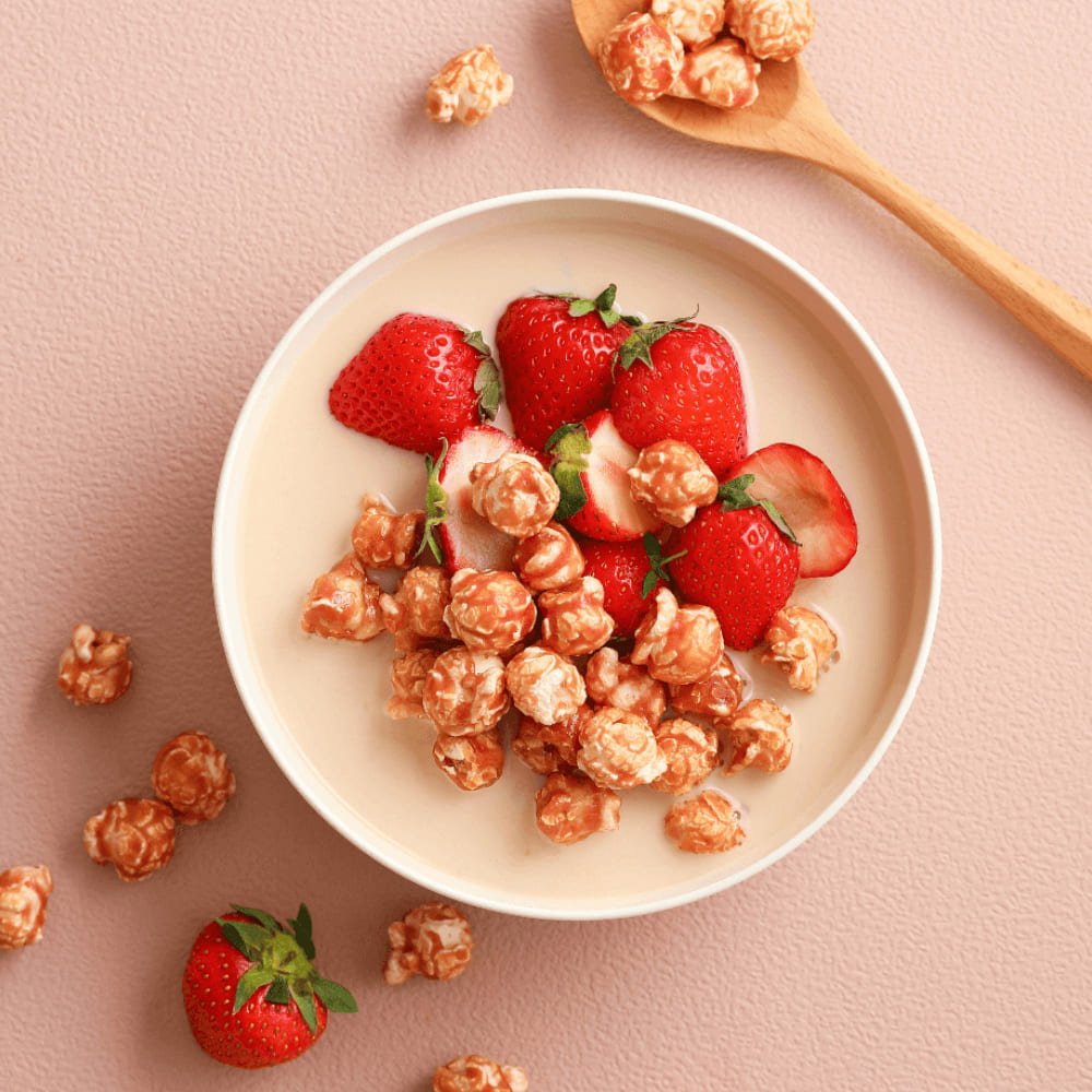 Chef Poppin Oatly’s Oatmilk & Strawberry Gourmet Coated Popcorn - 85g - ding-go