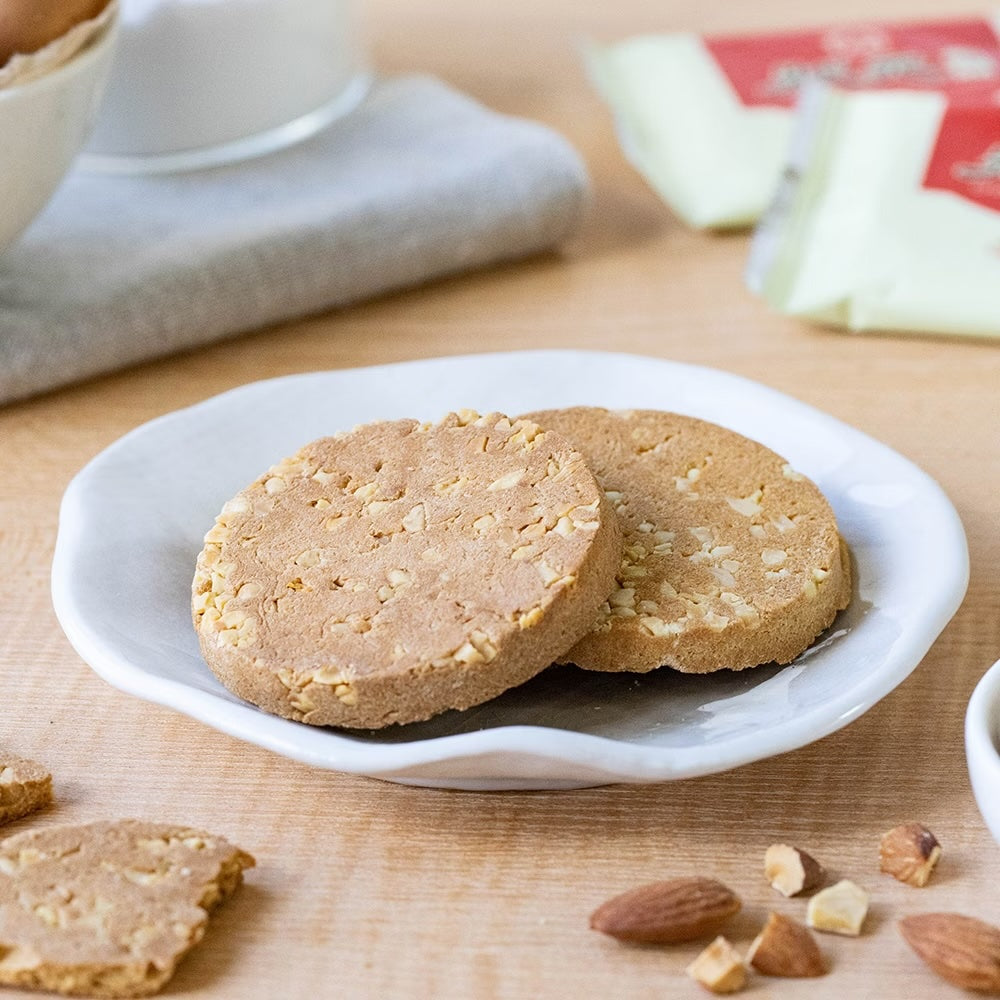 Champion Almond Cookie - 96g