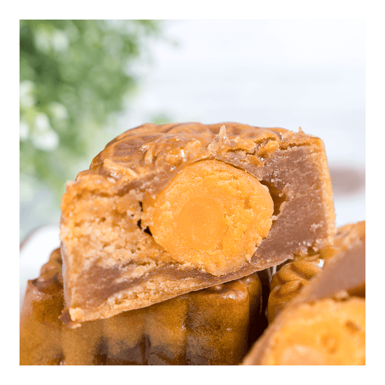 Kee Wah Mini Golden Lotus Seed Paste Mooncake with Yolk - 50g x 4 pcs - ding-go