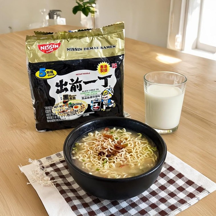 Nissin Demae Ramen Black Garlic Oil Tonkotsu Pork Flavor - 100g x 5 Pack - ding - go