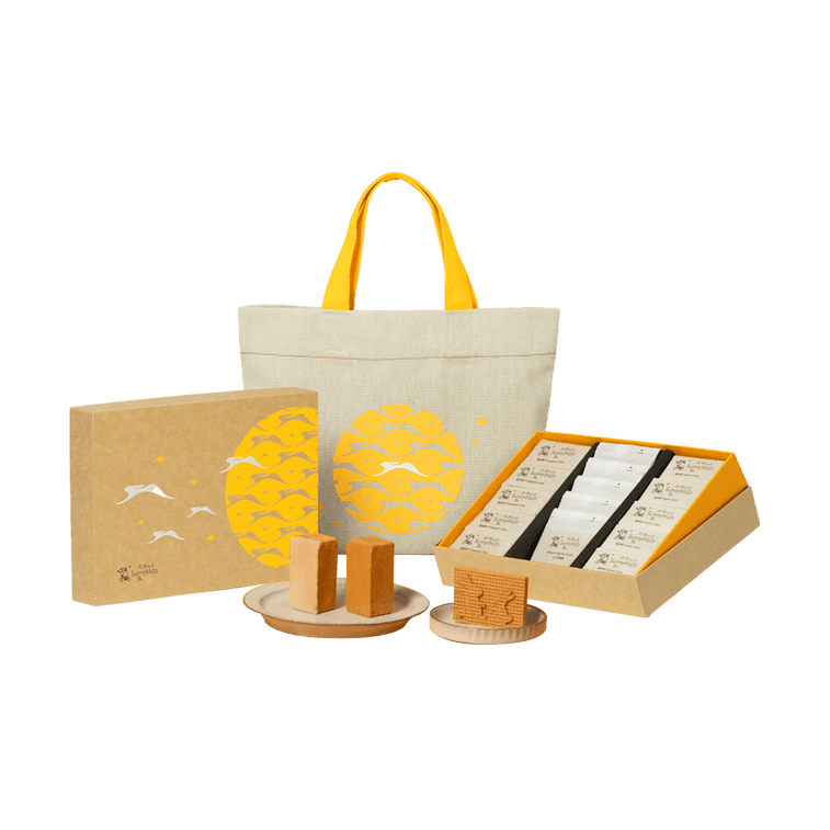 SunnyHills Pineapple Cake + Apple Cake + Banana Waffle Cookie - 575g - ding-go