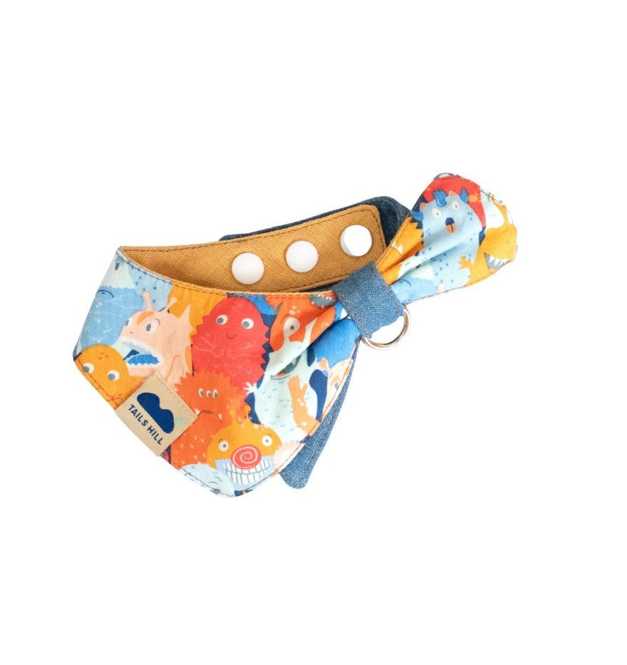 TAILS HILL Space Monster Pet Scarf
